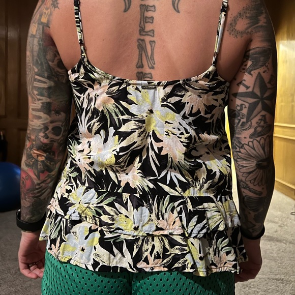 Volcom flowy tank top xs - Picture 3 of 6